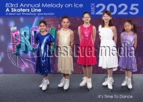 Group_Its-Time-To-Dance_The-prom_MOI25_3649