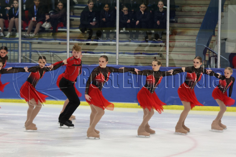 PORTER25_FRI_0V2A1979