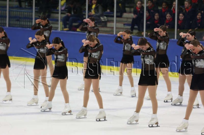 PORTER25_FRI_0V2A2441