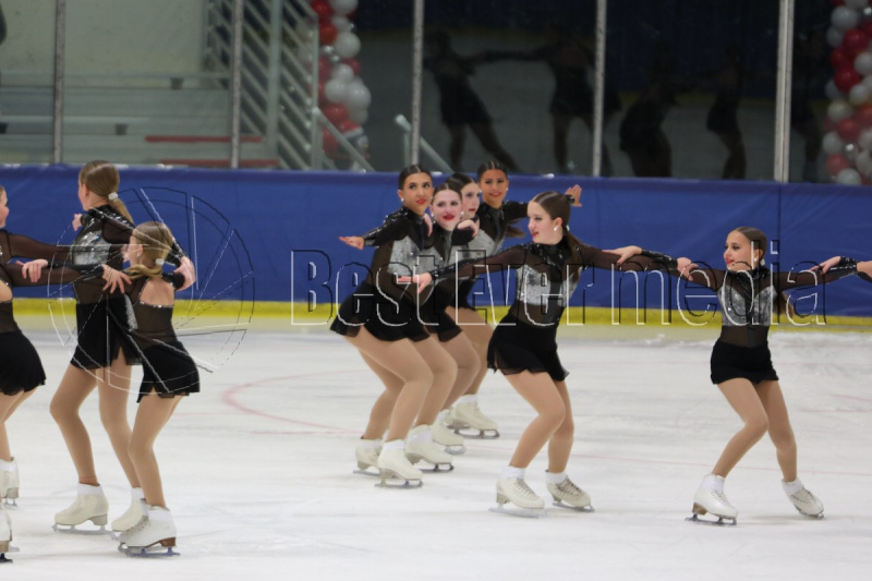 PORTER25_FRI_0V2A2512