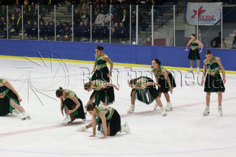 PORTER25_FRI_0V2A4305