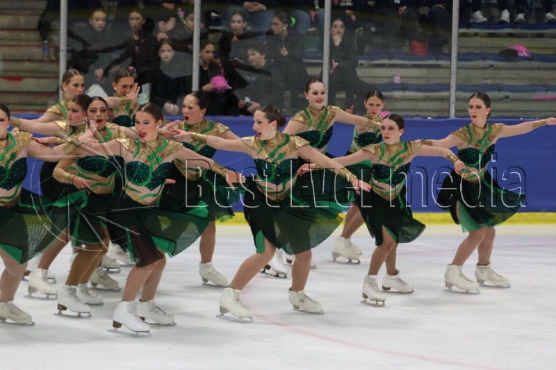 PORTER25_FRI_0V2A4401