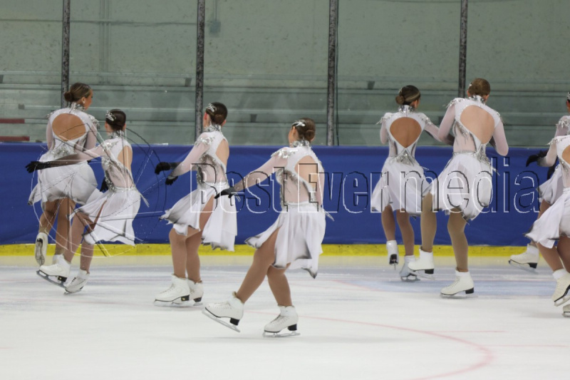 PORTER25_FRI_0V2A4661