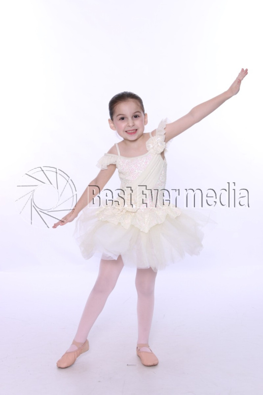 Farnia_Megan_CCB26_0746